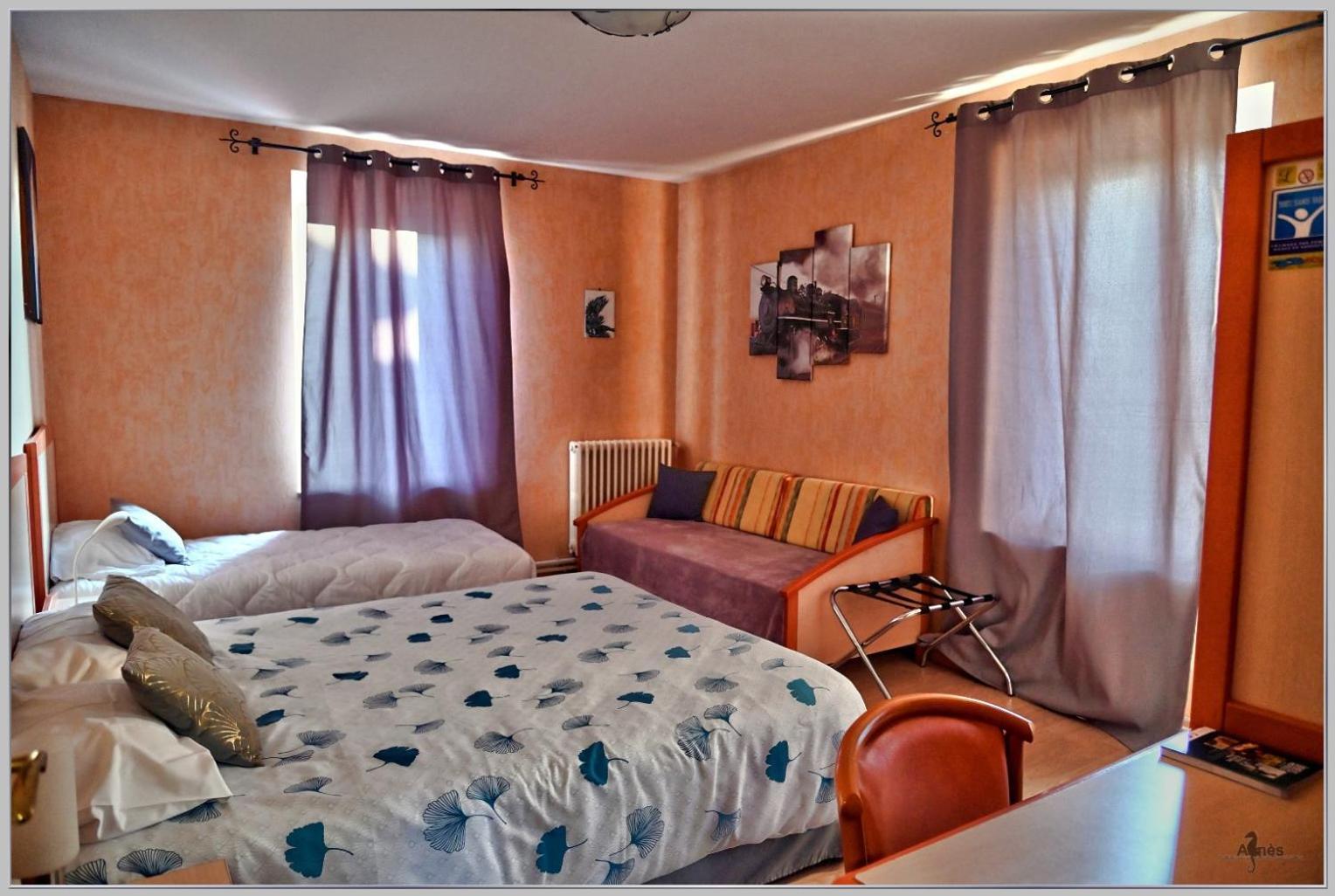 Livron-sur-Drôme Logis Hotel Des Voyageurs Restaurant La Bonne Tabl'Hay מראה חיצוני תמונה