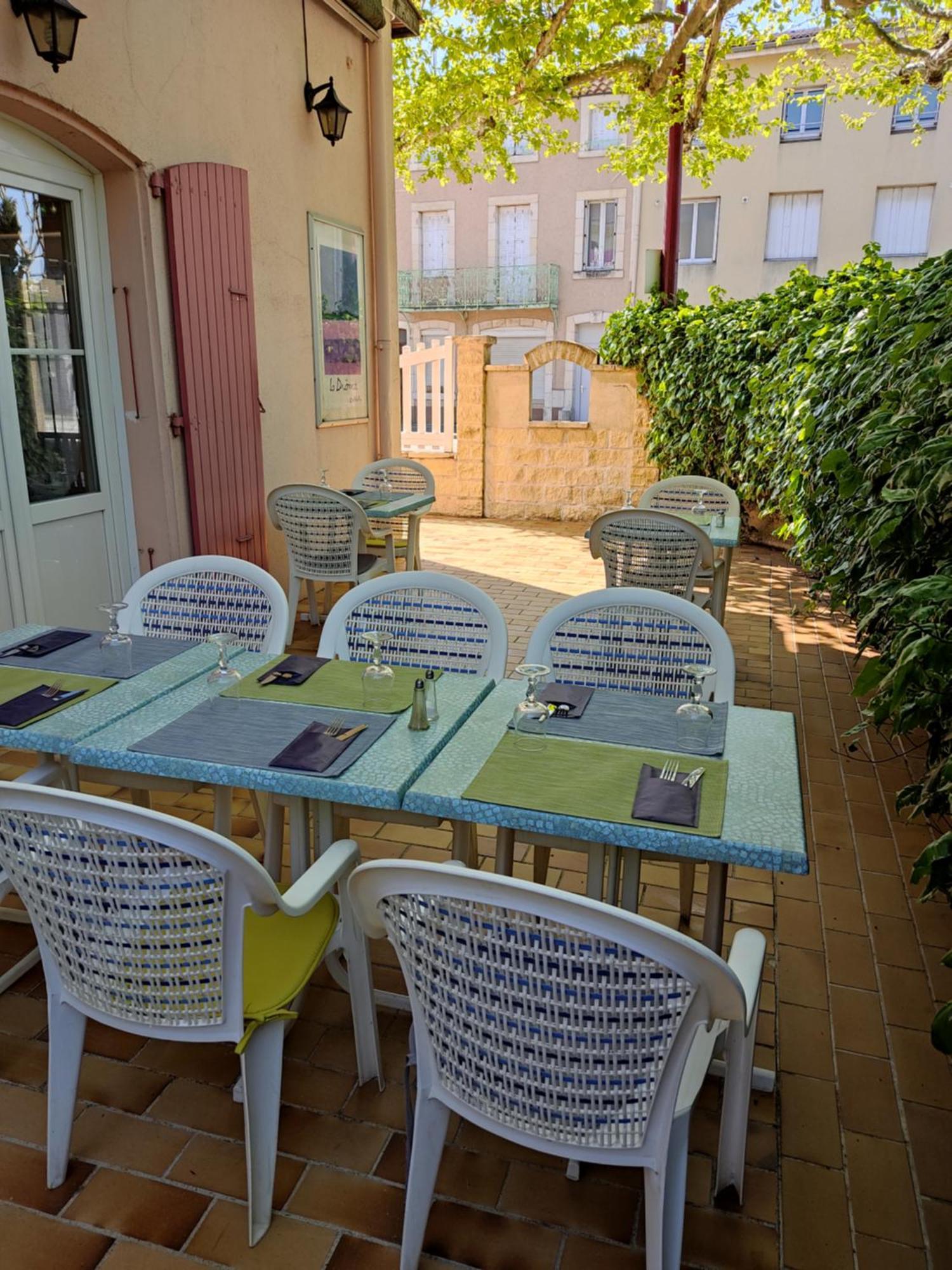 Livron-sur-Drôme Logis Hotel Des Voyageurs Restaurant La Bonne Tabl'Hay מראה חיצוני תמונה