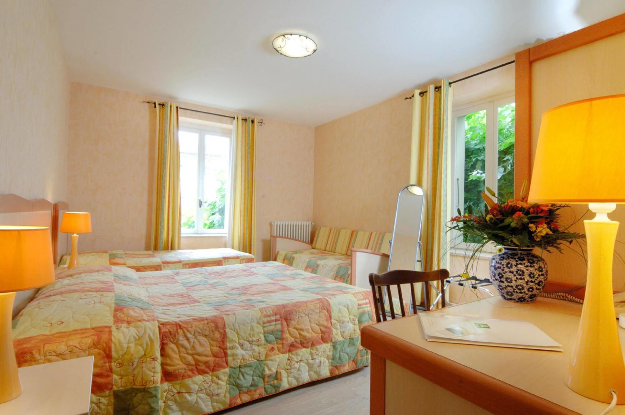 Livron-sur-Drôme Logis Hotel Des Voyageurs Restaurant La Bonne Tabl'Hay מראה חיצוני תמונה