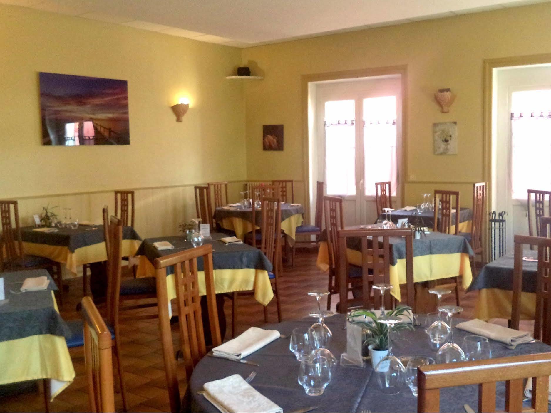 Livron-sur-Drôme Logis Hotel Des Voyageurs Restaurant La Bonne Tabl'Hay מראה חיצוני תמונה