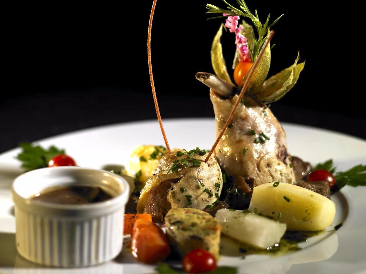 Livron-sur-Drôme Logis Hotel Des Voyageurs Restaurant La Bonne Tabl'Hay מראה חיצוני תמונה
